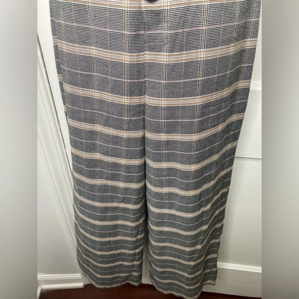 Cupcakes & Cashmere Black Plaid Willa Cropped Jumpsuit w Working Buttons. - Picture 5 of 11